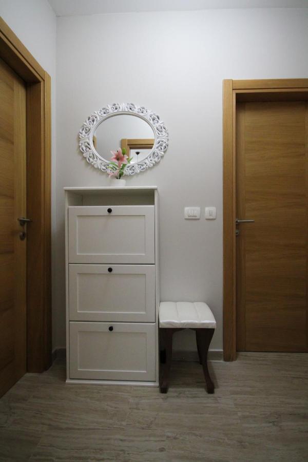 Laki Apartment Tivat Luaran gambar