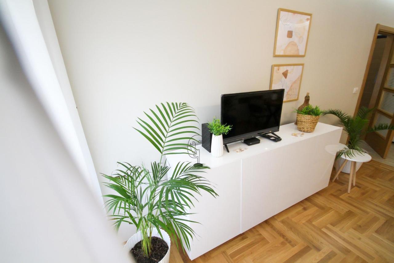Laki Apartment Tivat Luaran gambar