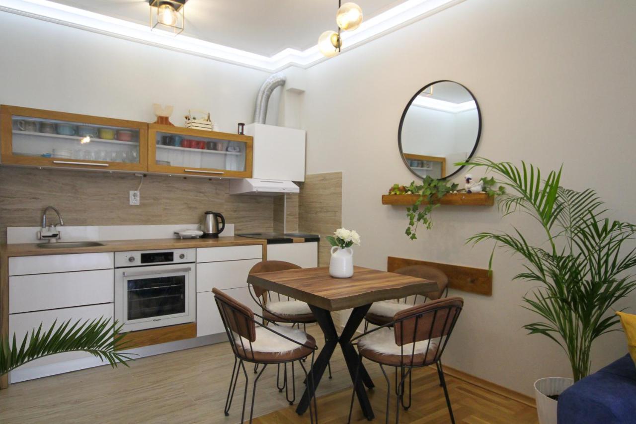 Laki Apartment Tivat Luaran gambar