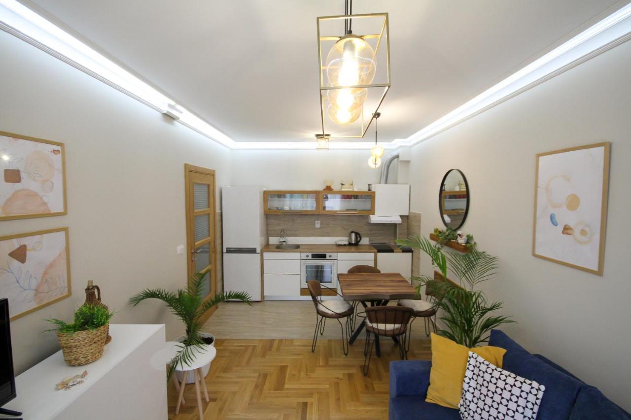 Laki Apartment Tivat Luaran gambar